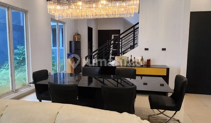Dijual Rumah Mewah San Lorenzo Gading Serpong SHM