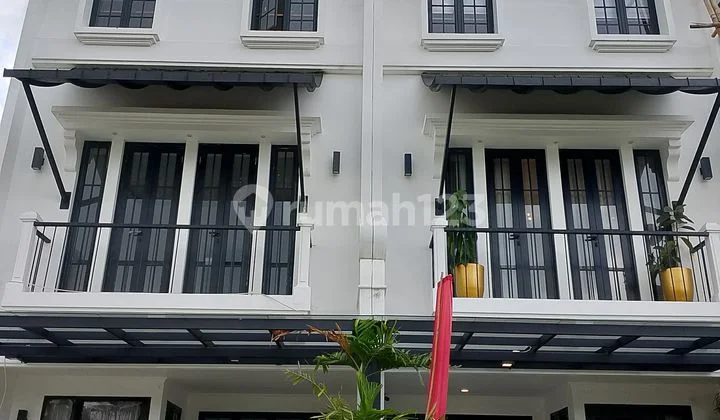 Rumah Baru Cantik Mulai 1,4 Milyar. Lokasi Strategis Dekat Pondok Indah & Bintaro