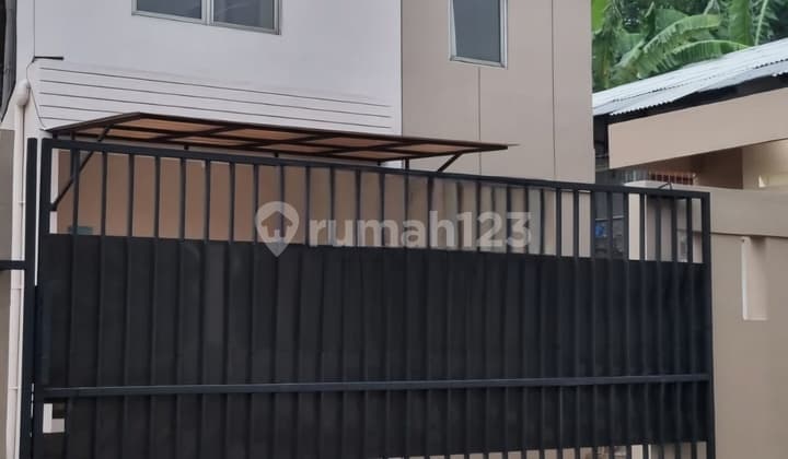 Dijual Kost Kostan di Kukusan Beji Depok 24 Kamar Full Ac Dekat Ui