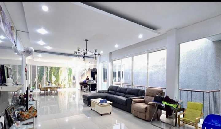 Rumah Mewah, 3 Lantai Villa Permata Gading, 3,5lantai, 225m, Cluster Elite Jalan Luas