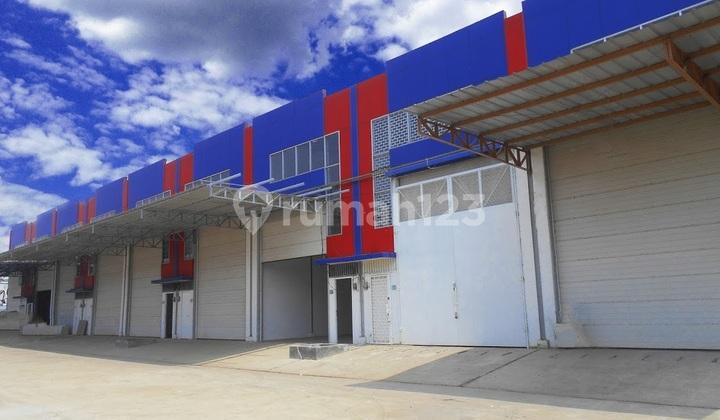 tampak depan gudang tangerang izin industri depan