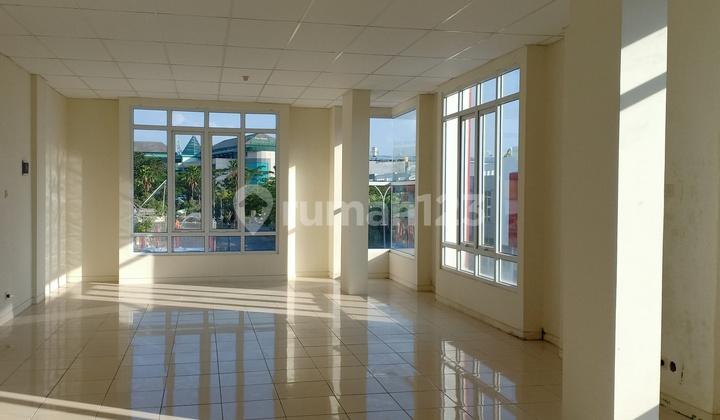 ruang tamu disewakan ruko green garden gresik
