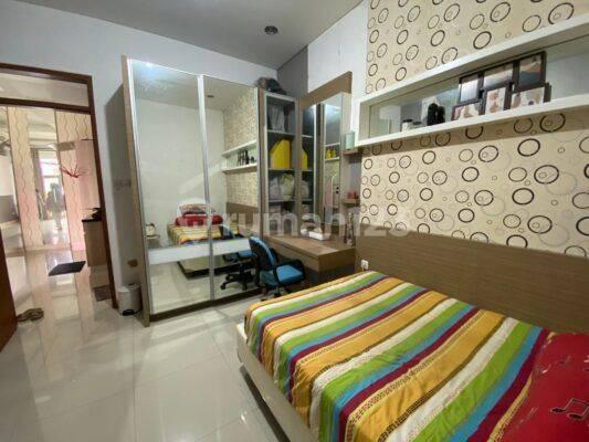 kamar tidur rumah jarang ada di alam