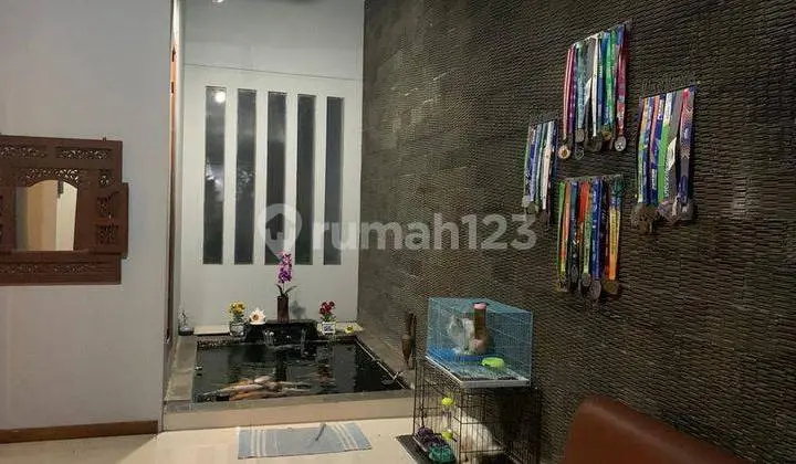 foto lainnya rumah 2 lantai bagus unfurnished