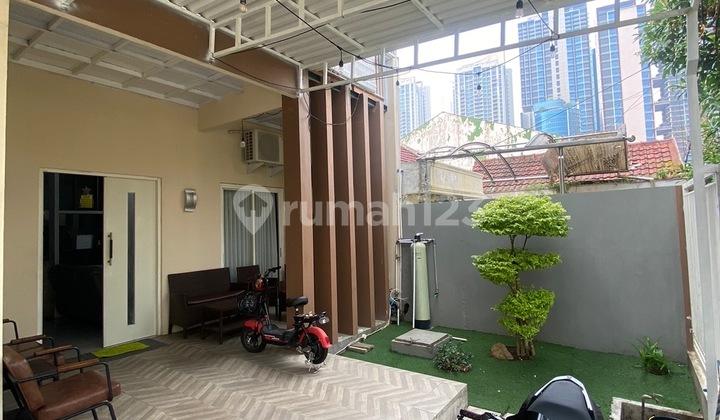 garasi/carport kris kencana hook siap huni