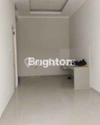 ruang keluarga rumah baru gress rungkut menanggal