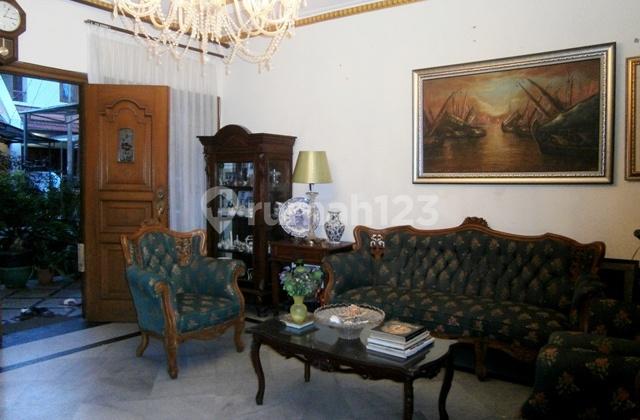 ruang tamu rmh jati indah cinere dlm