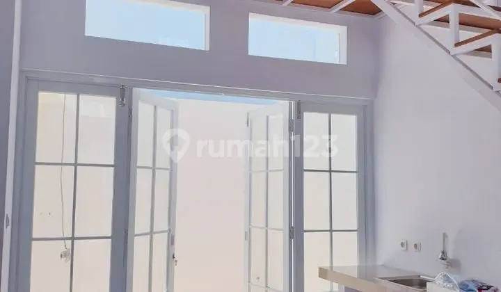 dapur rumah model mezzanine minimalis di