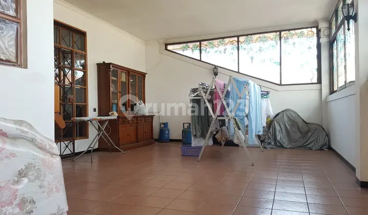 foto lainnya jual rumah 2 lantai di