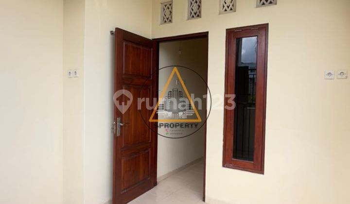 foto lainnya rumah minimalis 2 lantai di