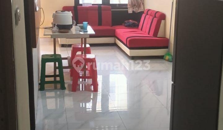 ruang tamu rumah komplek buana indah sayap