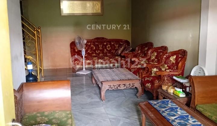 ruang tamu dijual rumah strategis harga menarik