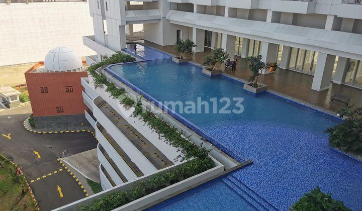 kolam renang apartemen baru marrakech suites depok