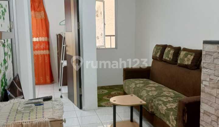 ruang keluarga 684 disewakan apartemen gunawangsa gresik