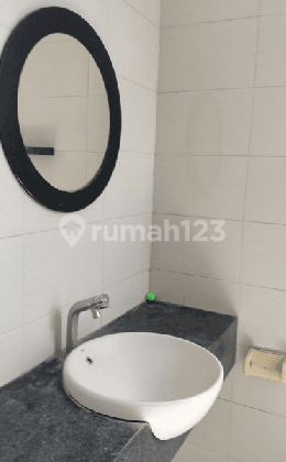 kamar mandi 0775 disewakan rumah green garden