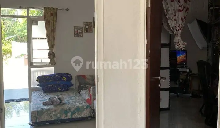 ruang tamu rumah hook eksklusif bukit elang