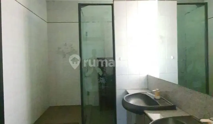kamar mandi rumah murah strategis villa duta
