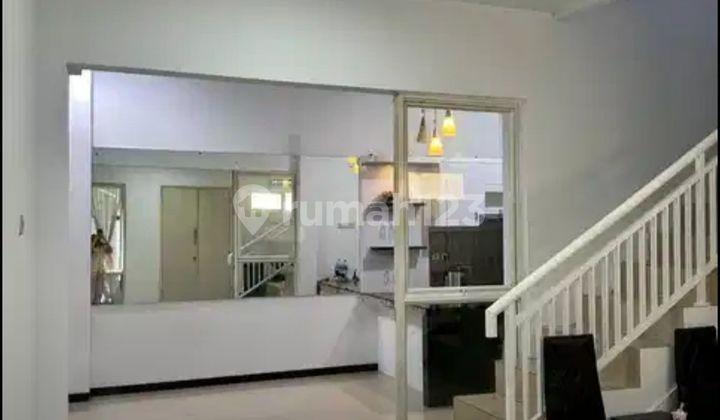 ruang makan rumah 2 lantai cluster magnolia