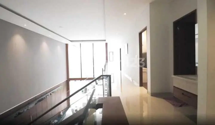 foto lainnya rumah dijual cepattt di komp.