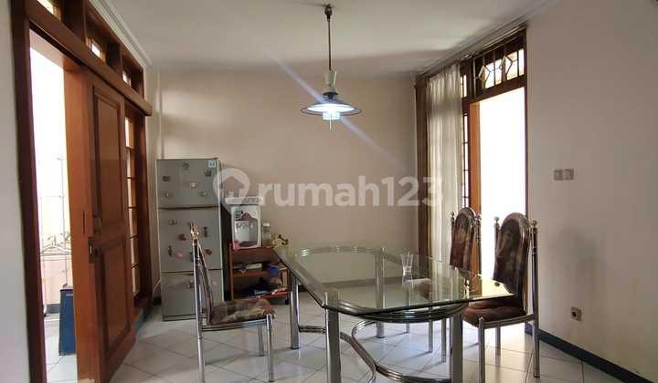 ruang makan rumah dijual cepattt di jln