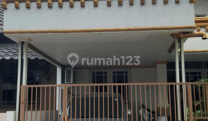 tampak depan jual rumah di taman sentosa