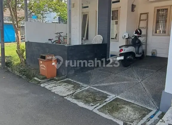 tampak depan dijual murah rumah 1 lt