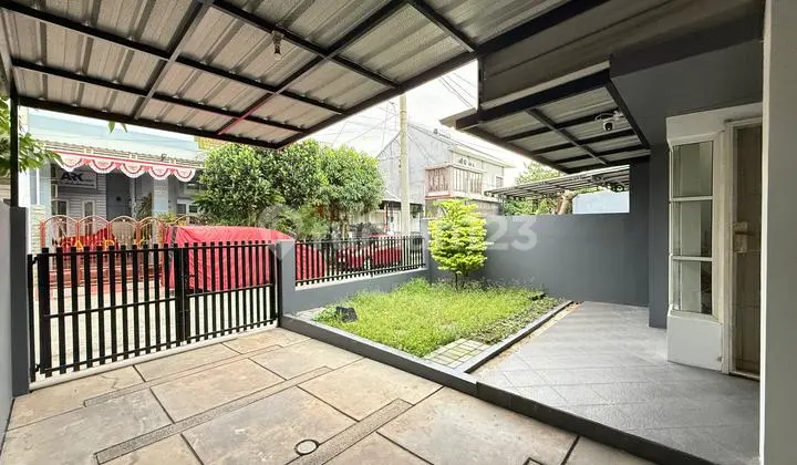 garasi/carport rumah semi furnished di bukit