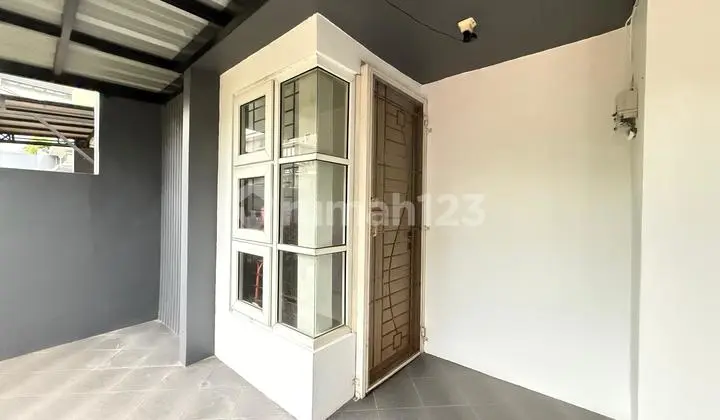 teras rumah semi furnished di bukit