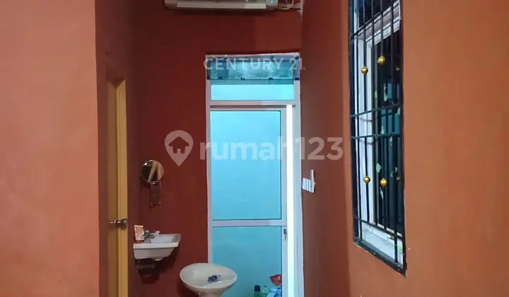 kamar tidur rumah strategis area pusat kota