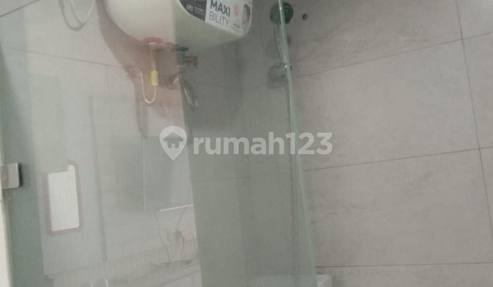 kamar mandi dijual 1 unit apartemen green