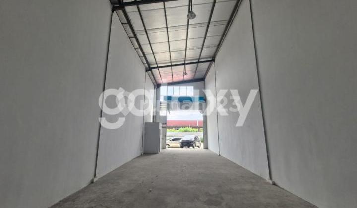 foto lainnya gudang di pergudangan royal kosambi