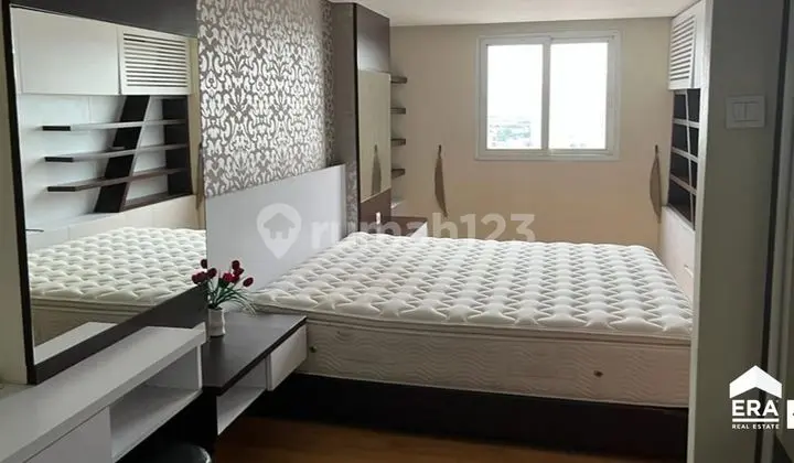 kamar tidur apartemen 2 bedroom furnished tengah