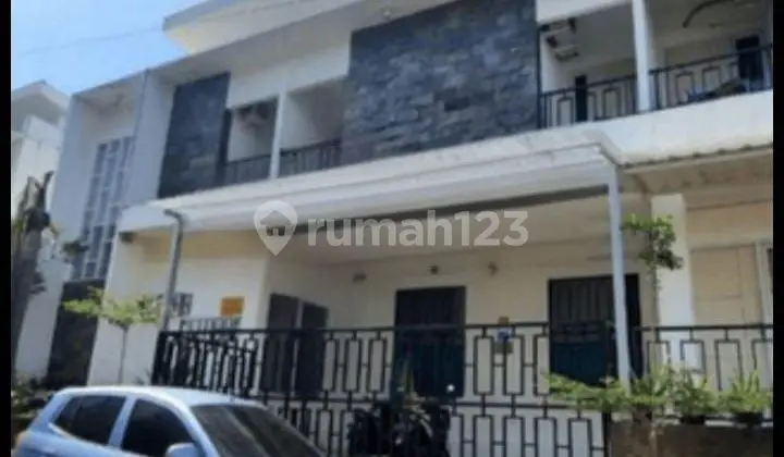 tampak depan rumah kos tengah kota semarang