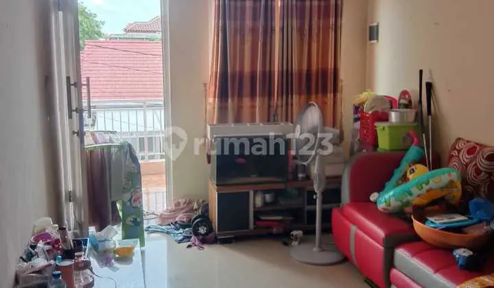 ruang keluarga di jual cepat rumah siap