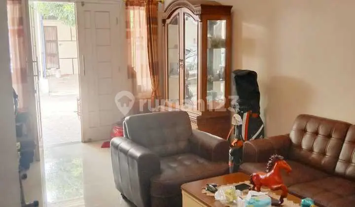 ruang tamu di jual cepat rumah siap