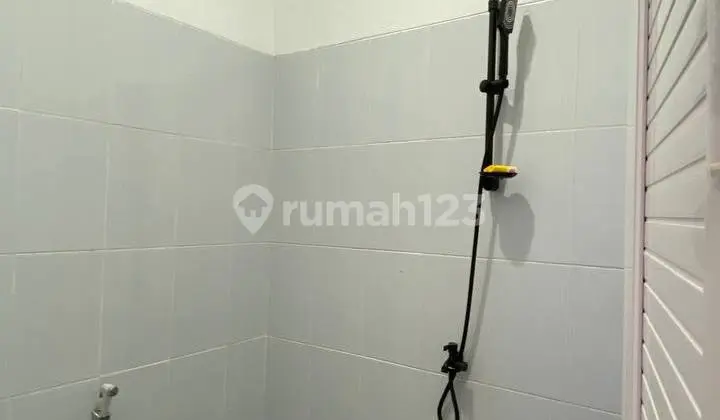kamar mandi rumah tumbuh full dak siap