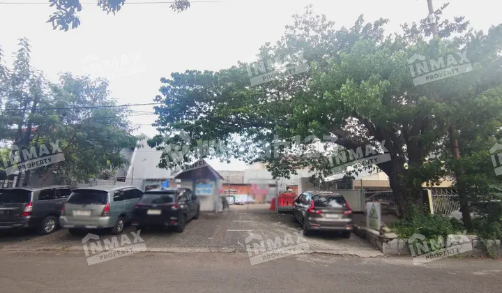 tampak depan dijual tanah luas 700 bintang