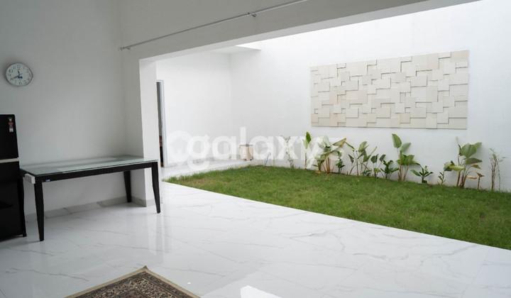 foto lainnya rumah modern minimalis riverside malang