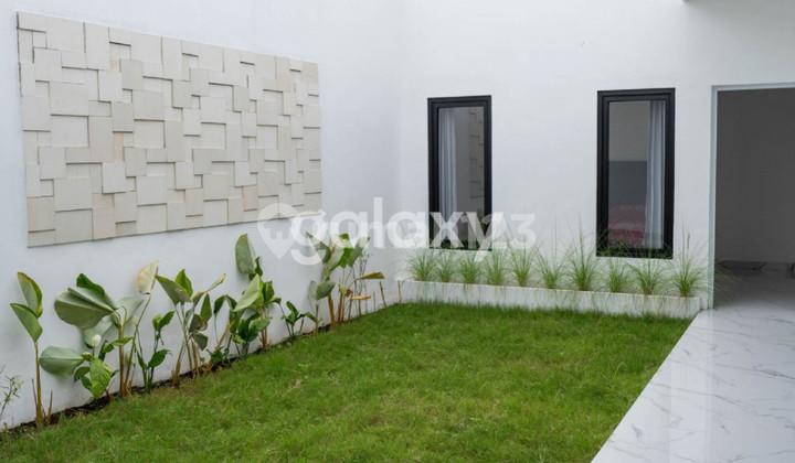 foto lainnya rumah modern minimalis riverside malang