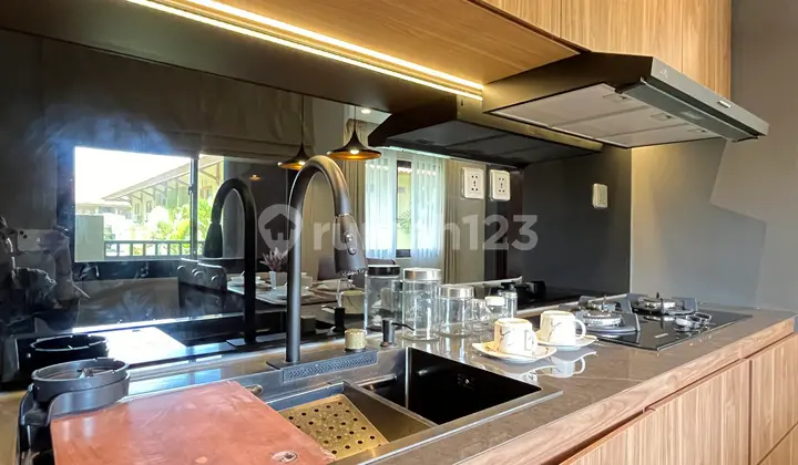 dapur apartment mewah di dalam resort