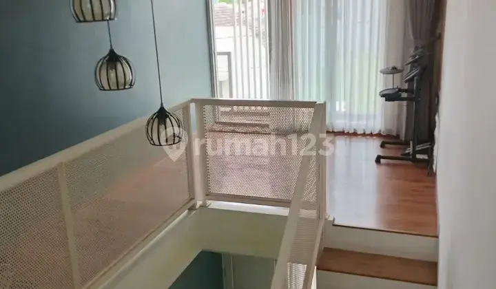 foto lainnya dijual rumah 2 lantai di