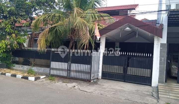 tampak depan dijual rumah kos aktif jemur