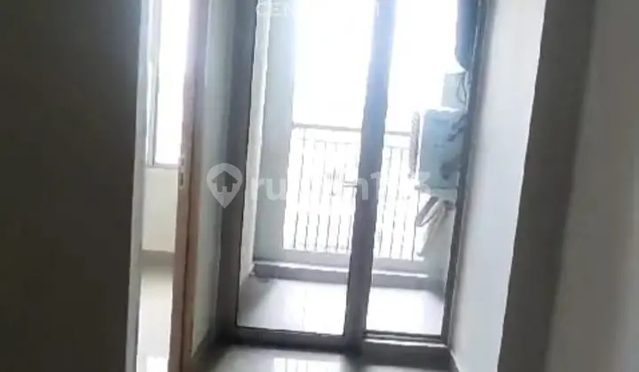 ruang keluarga apartemen tamansari iswara 2br tower