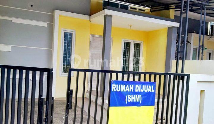 tampak depan rumah minimalis siap huni di