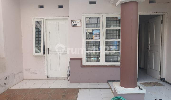 tampak depan rumah minimalis dijual area bedali