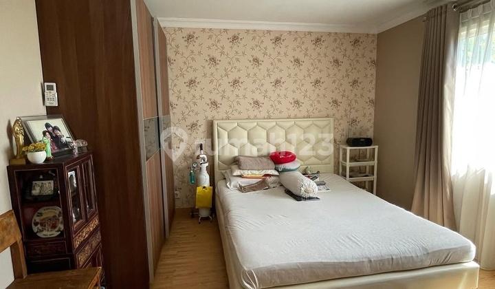 kamar tidur rumah minimalis 2 lantai dengan