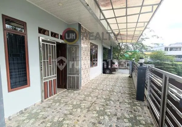 foto lainnya dijual rumah di perumahan graha