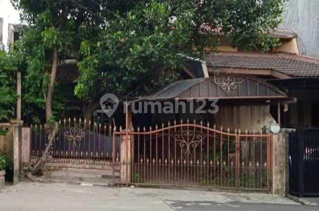 ruang makan rumah dijual lembah cinere indah,