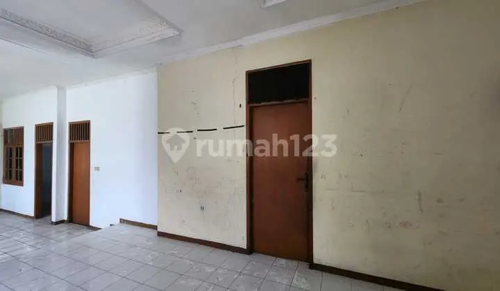 foto lainnya rumah dijual bangunan lama jl