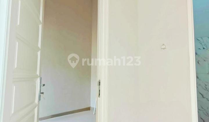 kamar tidur rumah baru modern minimalis murah